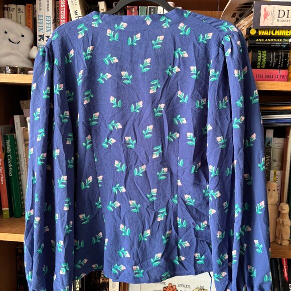 Collectif Vintage UK 14/US 10 Blue Floral Long Sleeve Button Front Bow Blouse - Picture 8 of 8